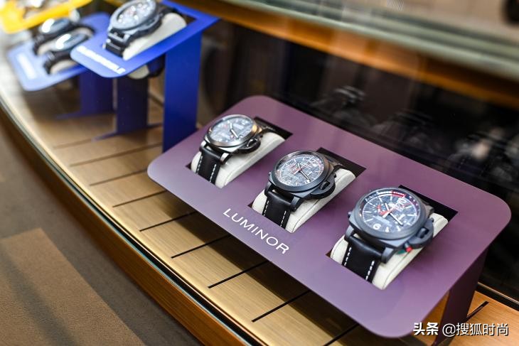 全球顶级名表展览会,探访豪车