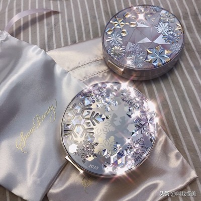 颜值比较高平价的蜜粉饼,颜值高高光粉饼