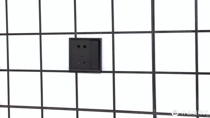 施耐德皓呈系列小夜灯现场效果,施耐德颜值开关插座