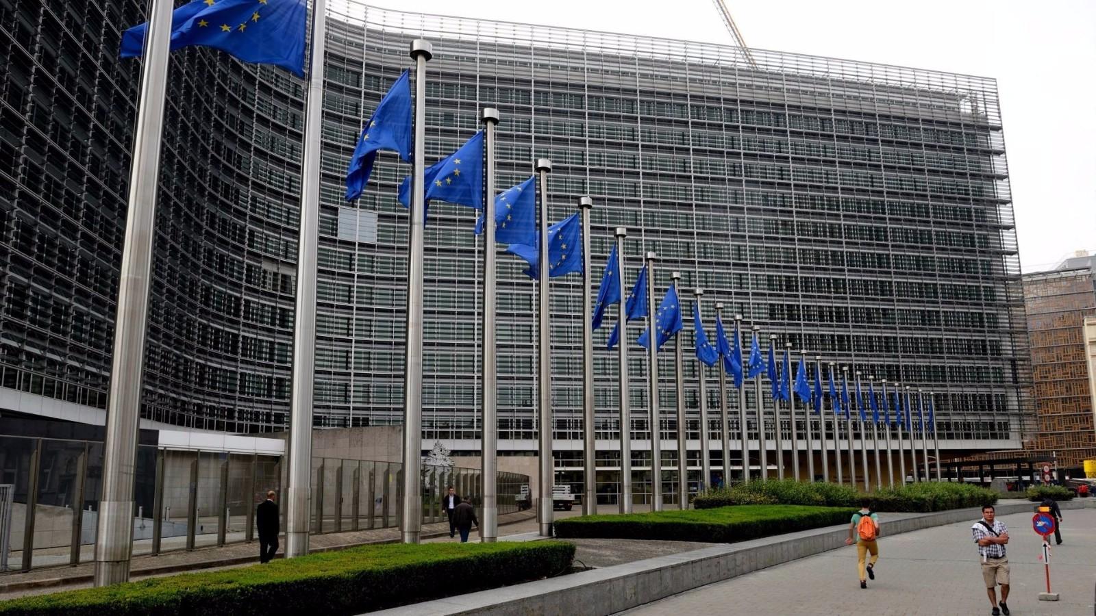 有哪些国家的首都位置很奇葩,各个国家首都常识