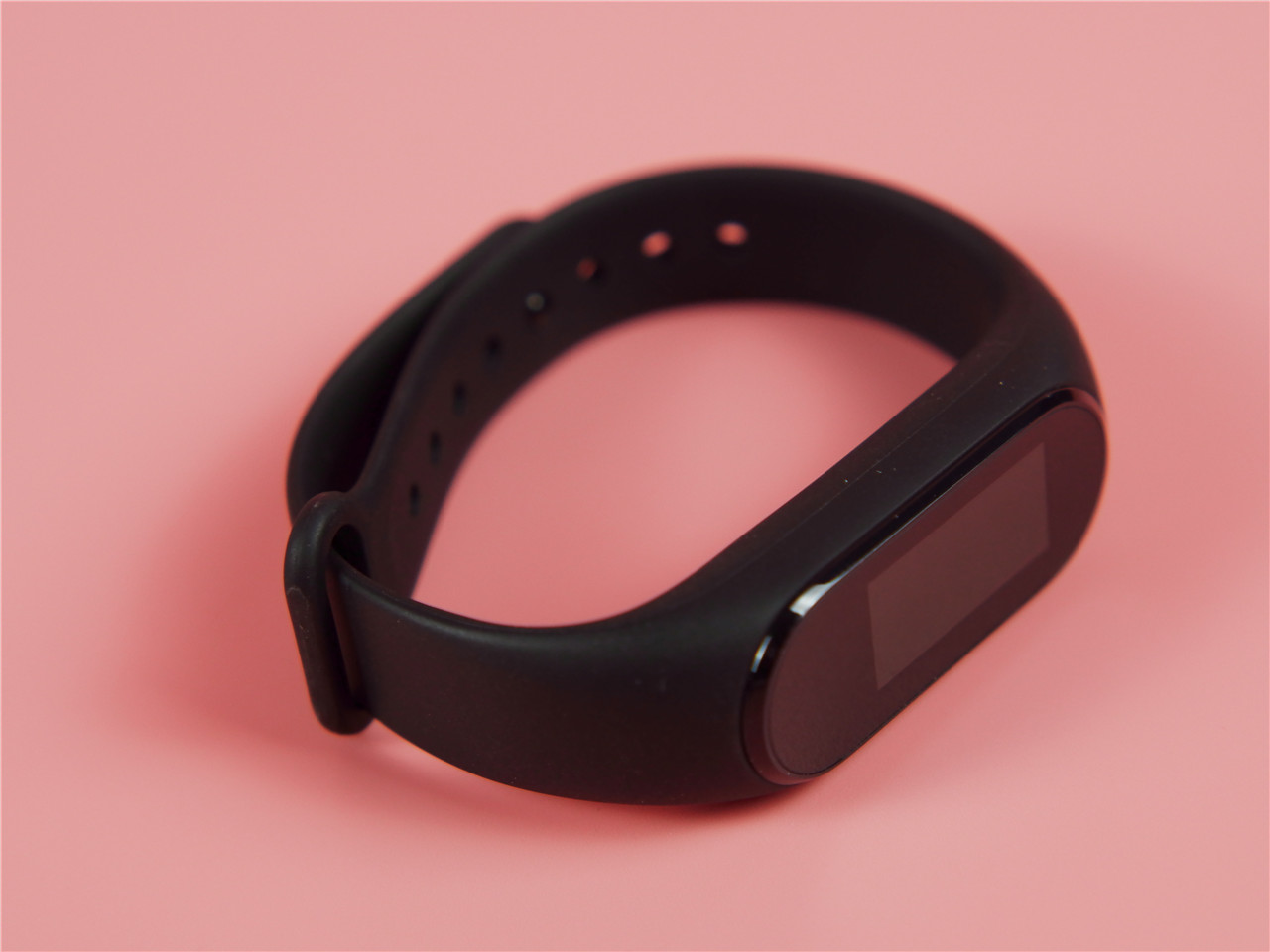 「超逸酷玩」彩色腕带的黑加手环换个心情做自己