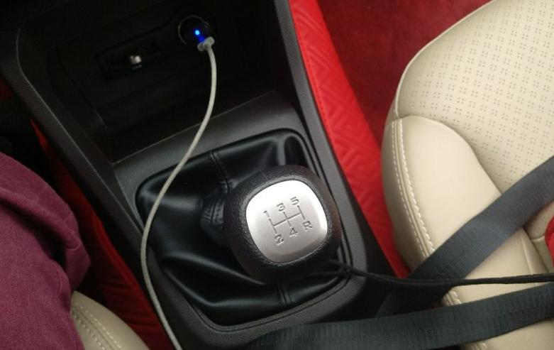 新五菱宏光s七座后面多宽,新款五菱宏光s五座的最高配