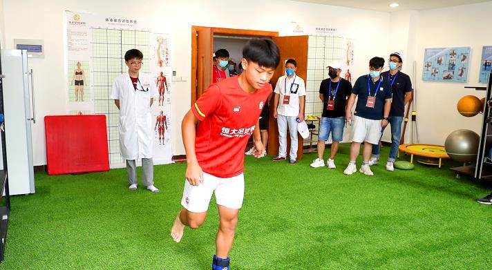 前国足队长预测八强,前国足主帅里皮对中国国足的点评