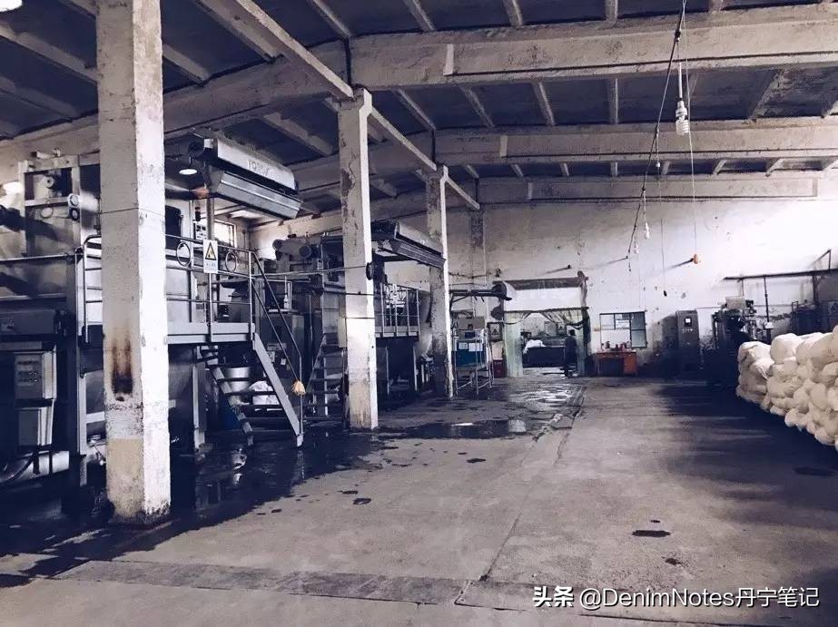 鍊熼瓊閲嶇敓灏忚,鍊熼瓊閲嶇敓