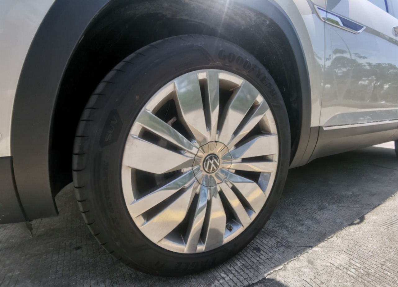 大众途昂油耗实测懂车帝,大众途昂x380四驱豪华版真实油耗