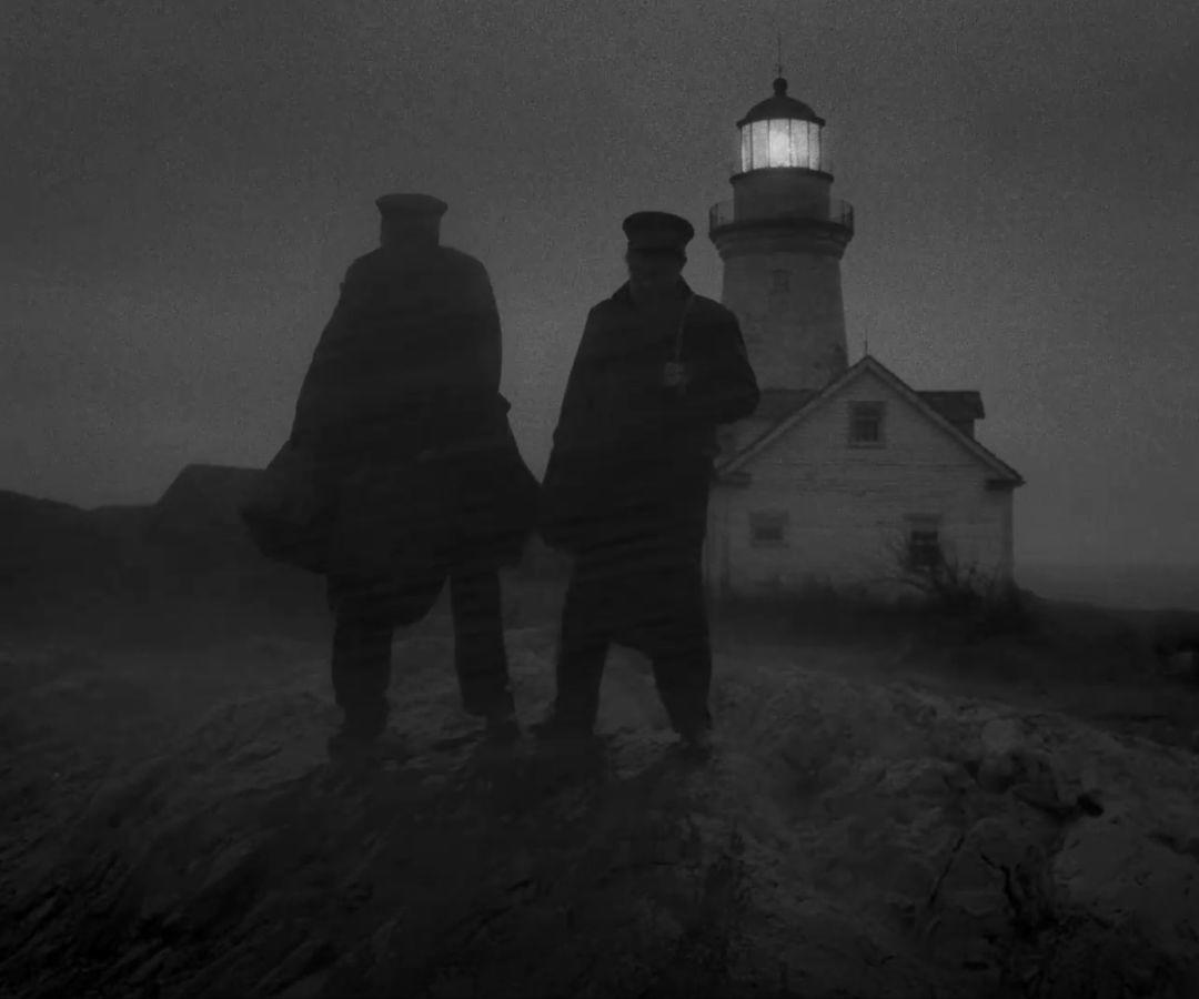 老拍床戏的暮光男，这次连美人鱼都不放过