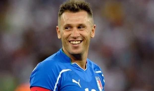 足球界过早凋零的六位球星,小罗榜上有名,卡萨诺自杀