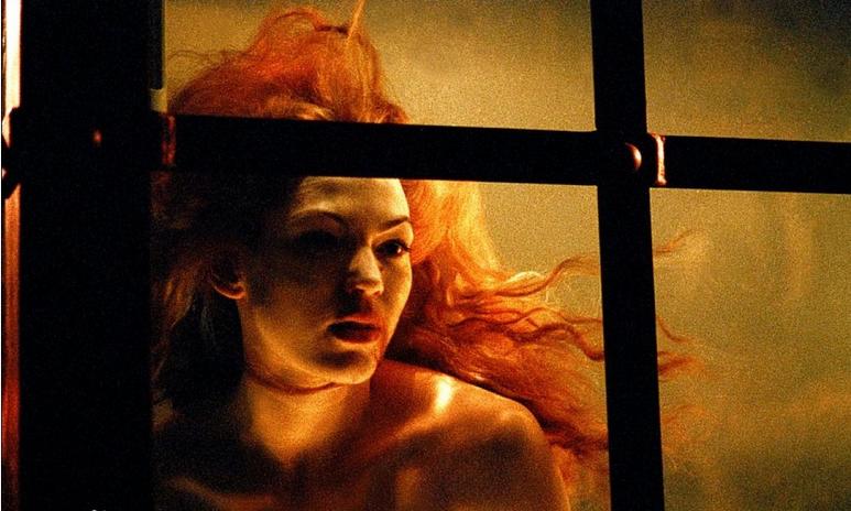 精选人鱼十几部影片给大家，全是女神出演美人鱼，你觉得谁最美？