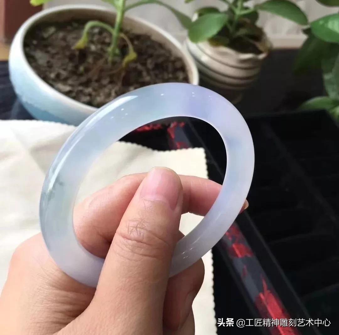 鉴定翡翠真假的方法有哪些,买的翡翠原石鉴定都是假的