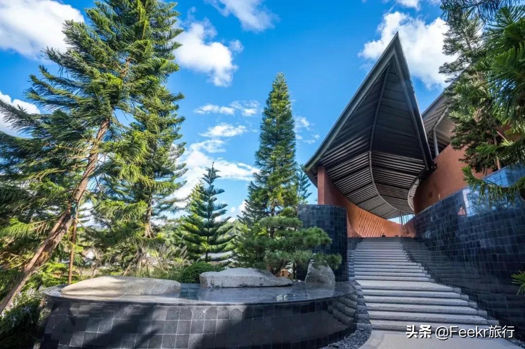 被刘昊然种草的云南小城，全网0攻略，我们花不到2k就逛吃6天