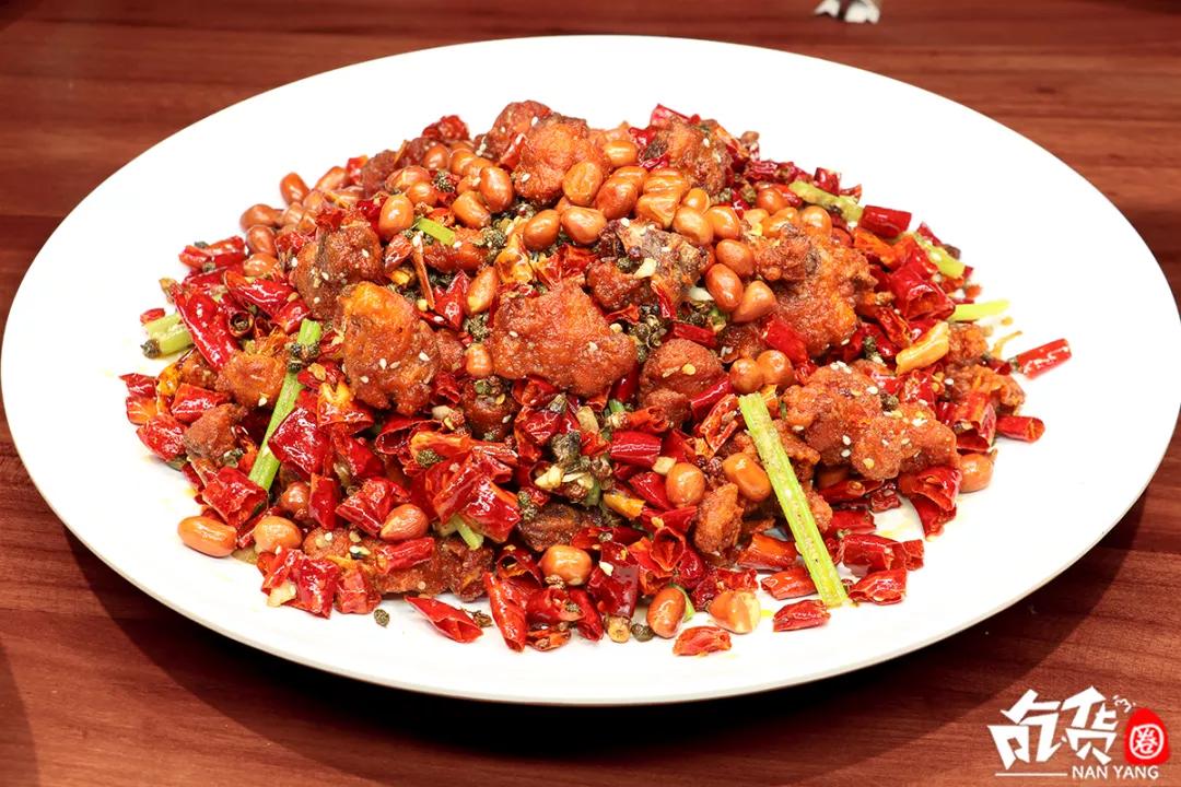 南阳正宗铁锅焖面,南阳焖面哪家最好吃