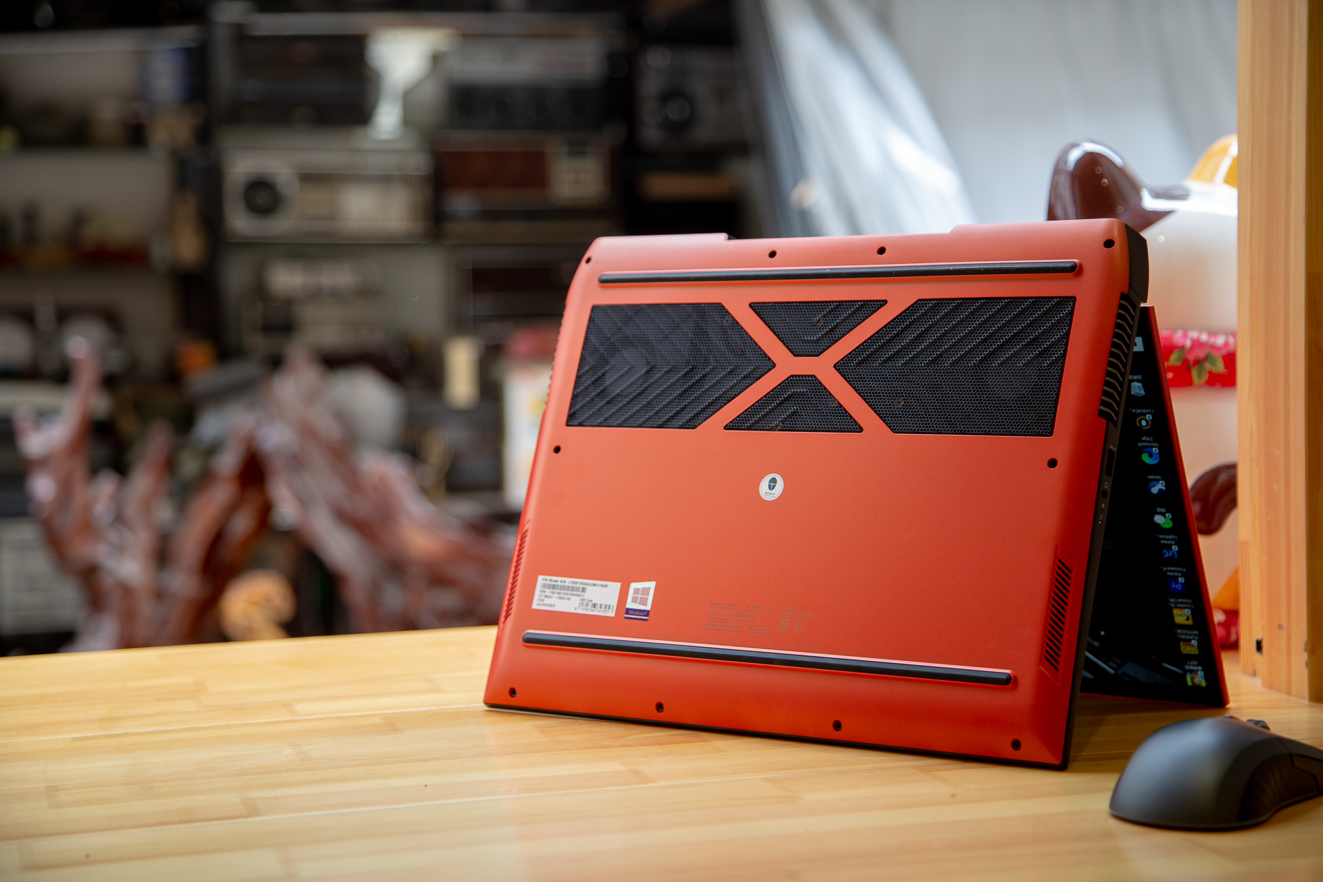 雷神zeror5800h和11800,雷神zero12700h3070ti测评