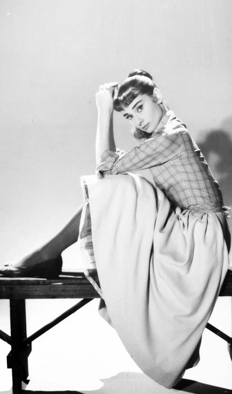 奥黛丽赫本：绝世容颜背后的秘密！