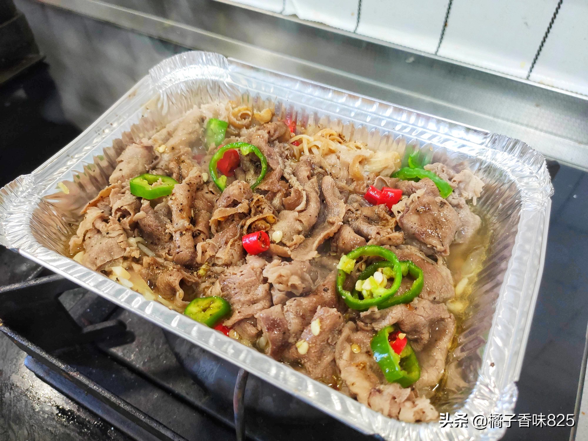 家庭版锡纸肥牛金针菇的做法,不加一滴水的金针菇肥牛