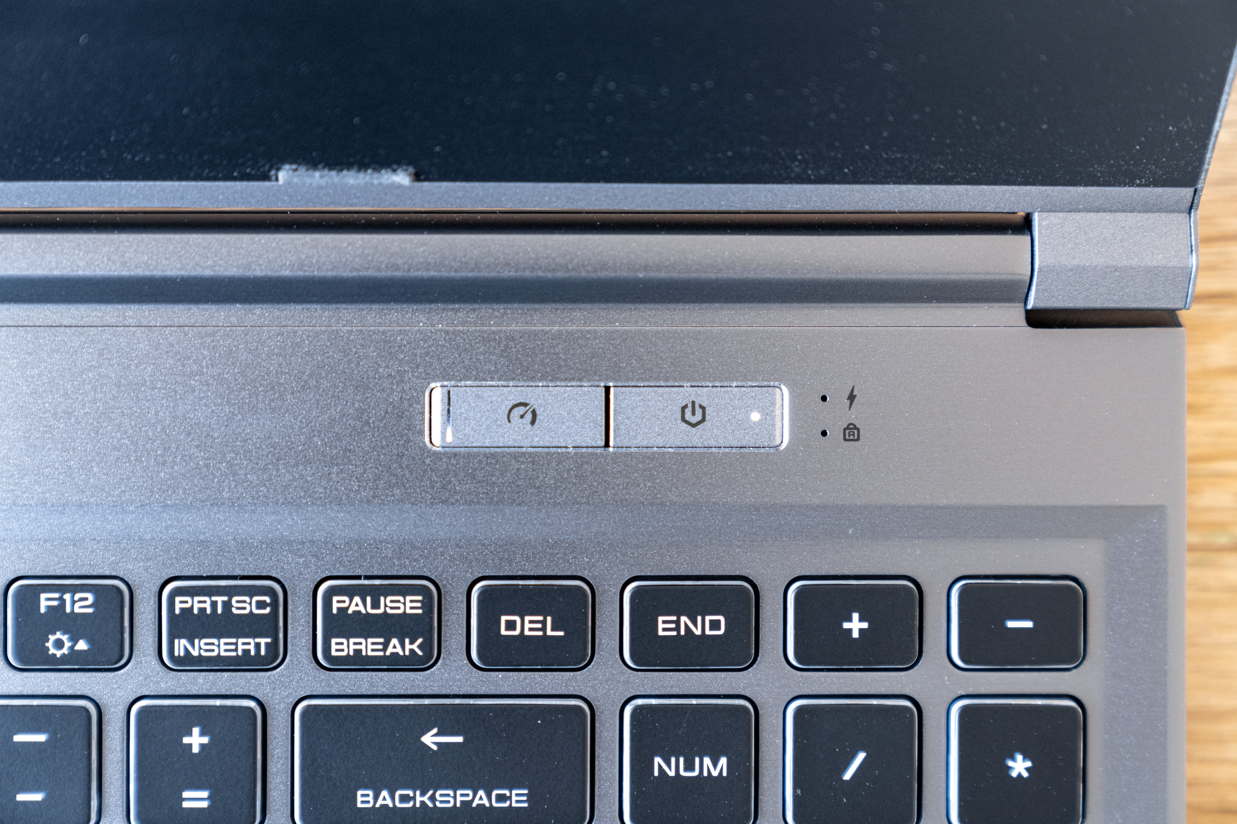 5-6K预算的性价比游戏本，机械革命Z3Air深度测评