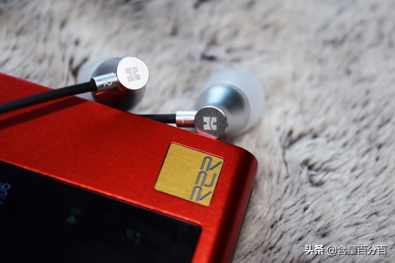 小巧精悍,三体合一的HIFIMANR2R2000红色太子*放播**器体验点评