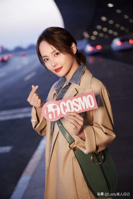 张嘉倪延禧攻略垫肩,张嘉倪为什么垫肩