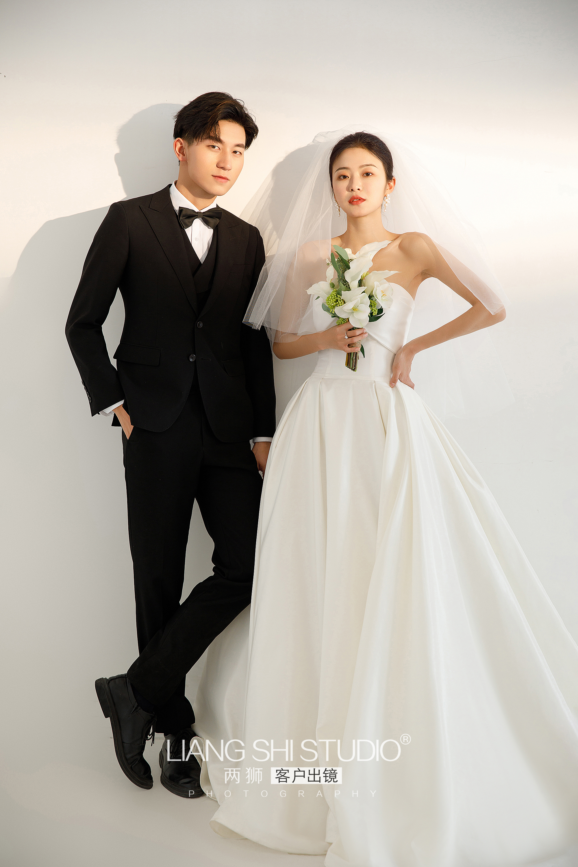 爱惨了的法式复古婚纱照,爱惨了的韩式内景婚纱照