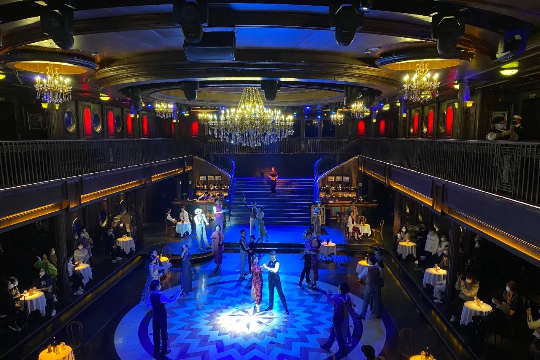 一场实景剧本杀！湖北武汉网红船，298元一张船票，究竟值吗？