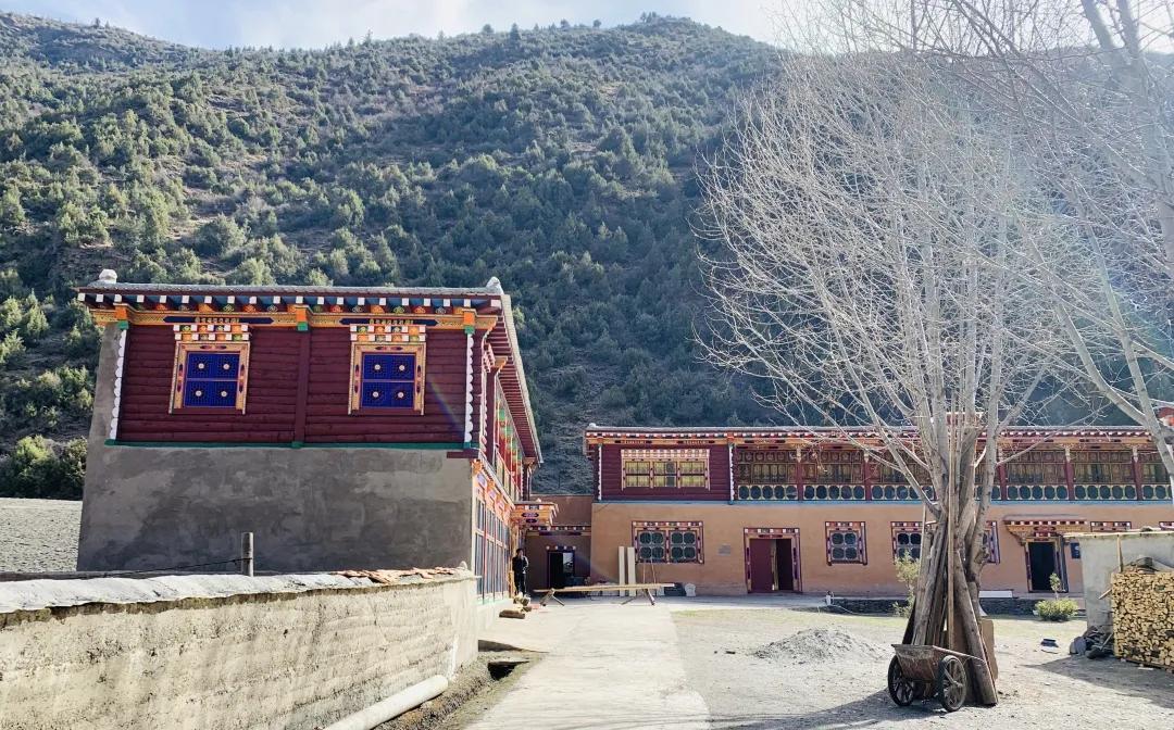 巴塘到八宿自驾游攻略,巴塘至八宿建议在哪夜宿