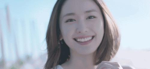 裙子不要开叉,裙子不能乱穿