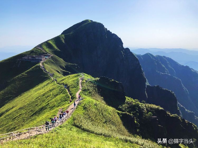 初夏游江西：历经晴、雨、雾，穿越武功山