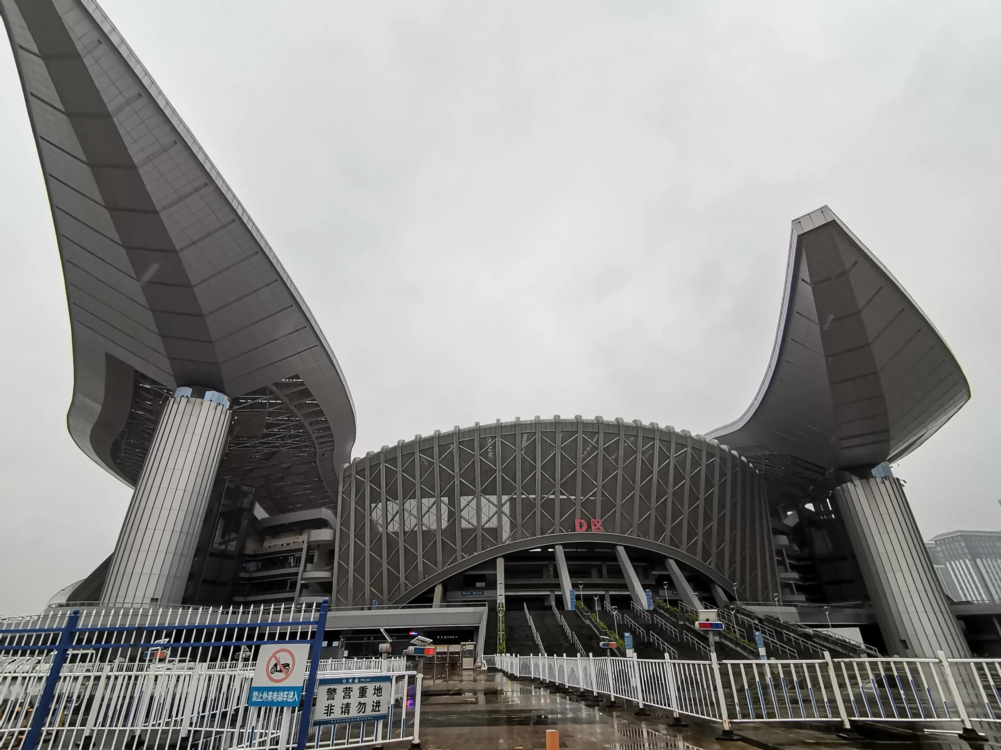 走进体育领略文化魅力,南宁体育中心足球比赛