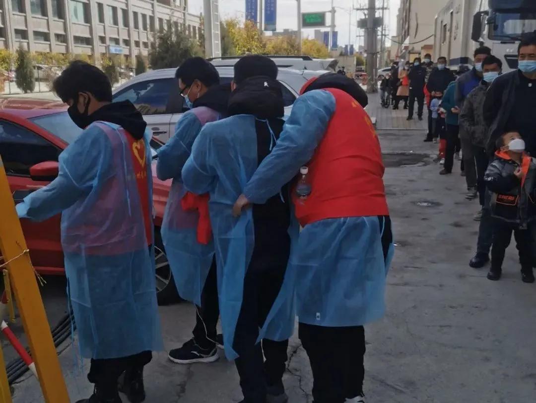 新闻晚高峰视频直播,新闻晚高峰播放时间