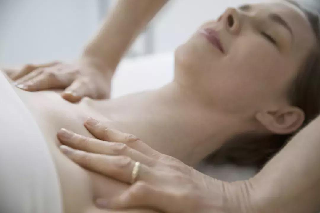 咳嗽治不好就用绝招,咳嗽怎么治最快最有效按摩图