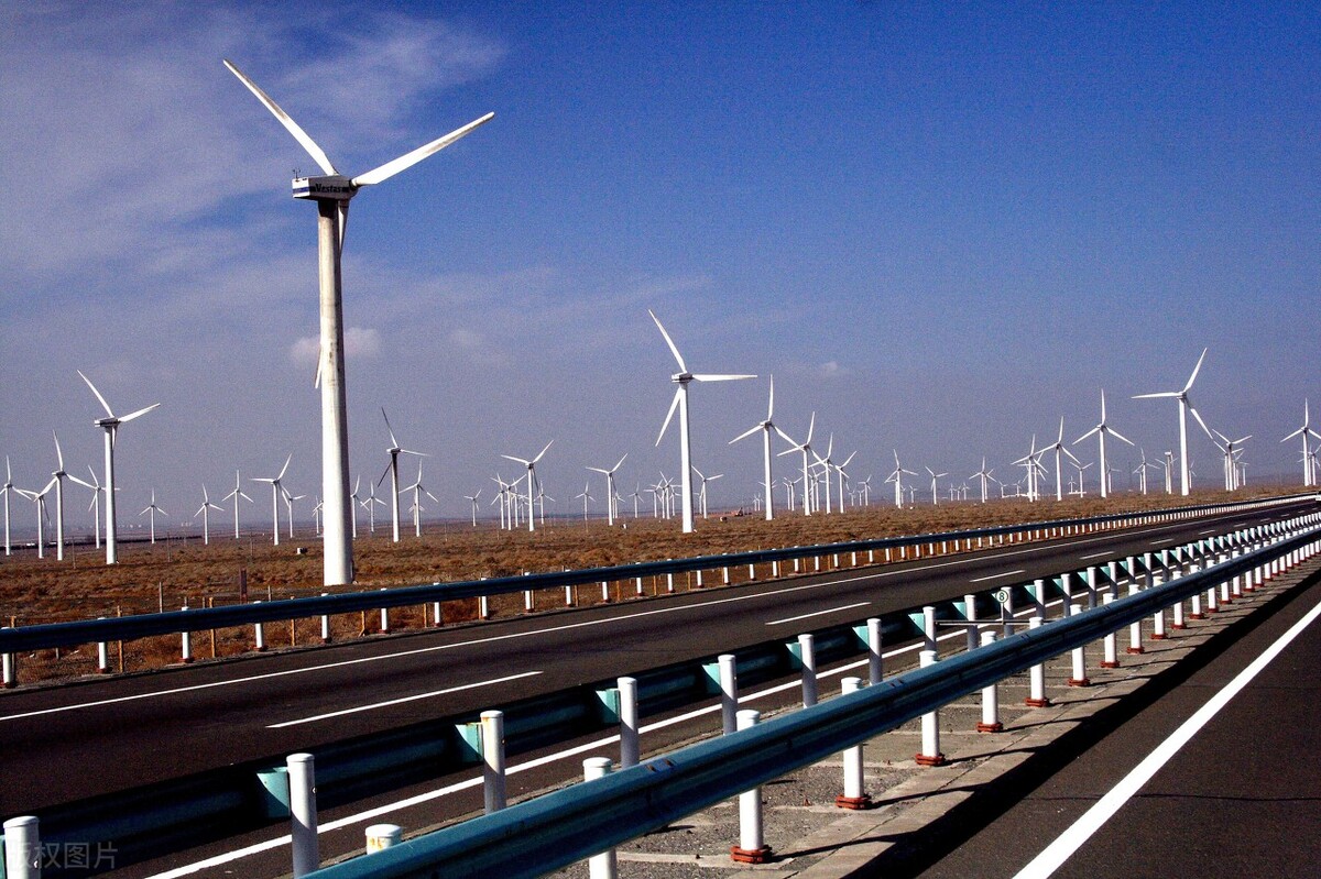 风力发电机组多少钱一台家用,一台风力发电机成本造价多少钱