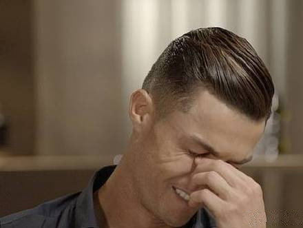 c罗说到父亲哽咽流泪,c罗接受采访谈及父亲黯然落泪