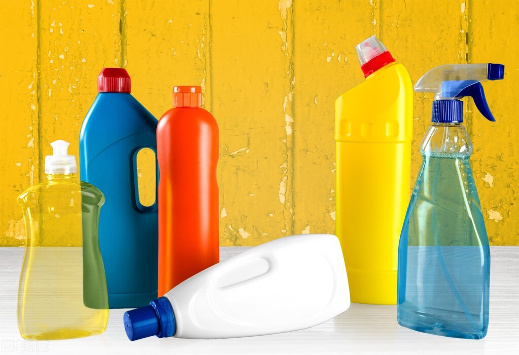 包包脏了清理干净小妙招,包包污渍怎么洗白妙招小苏打