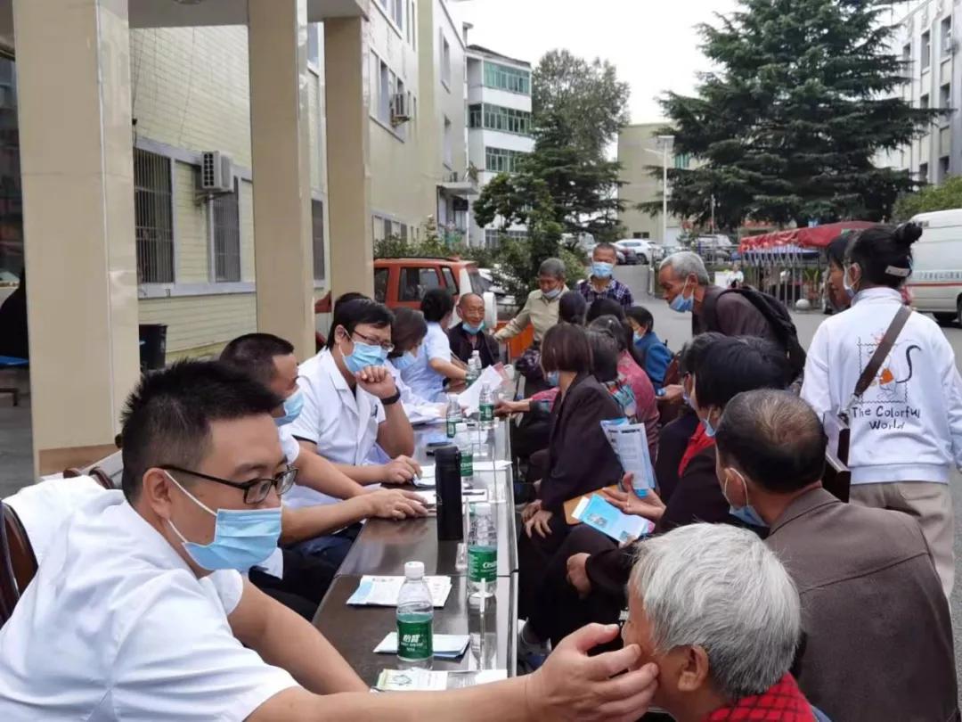 心系群众办实事,心系群众办实事为民解忧暖人心