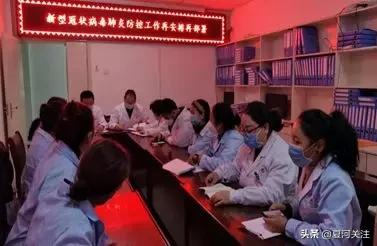 抗击疫情践初心党员先行担使命,众志成城抗击疫情坚守初心担使命