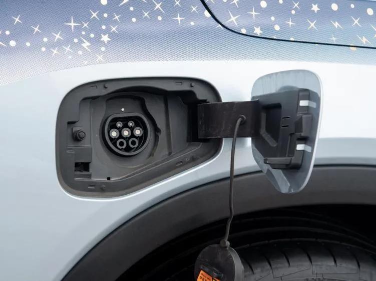 唤醒童年梦,雪佛兰畅巡米奇魔法版