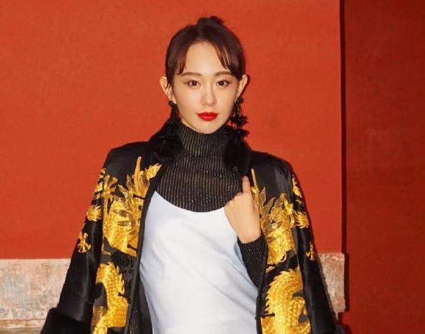 时装大佬也难掩她出卖闺蜜，如今糊到无人识，你还记得金锁吗