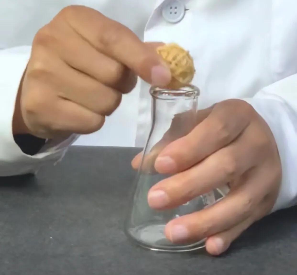 大宝sod蜜抗氧化右上角图案有几种,大宝sod蜜抗氧化过期了可以用吗