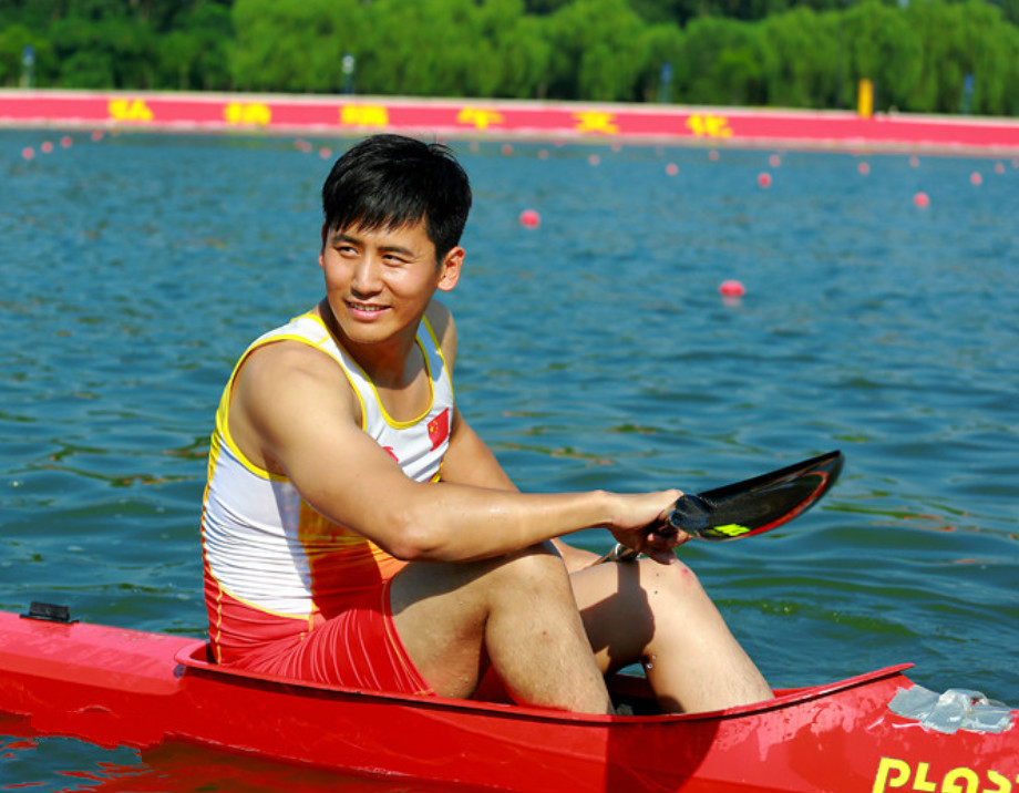 为张靓颖唱歌,为张靓颖写过歌的大咖