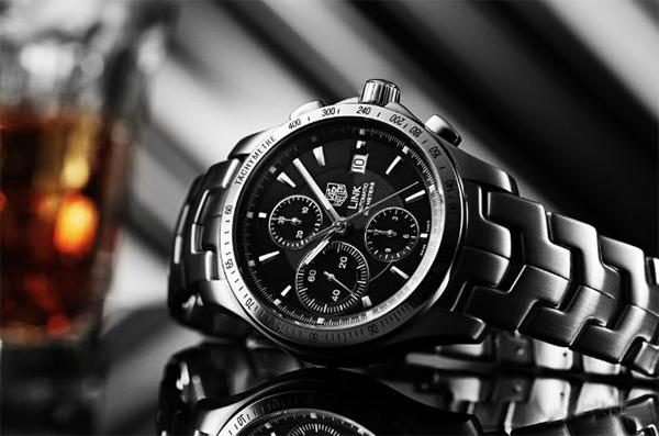 石英表跟机械表哪个故障率低,石英表和机械表哪个容易坏