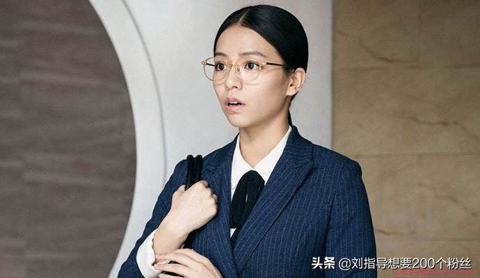 鐞冭壊鎬′汉闃垮鎷夊凹,鐞冭壊鎬′汉闈犺劯鍚冮キ