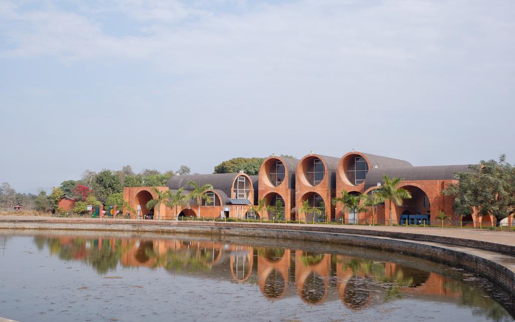 坐公交出国,坐公交可以环游中国么