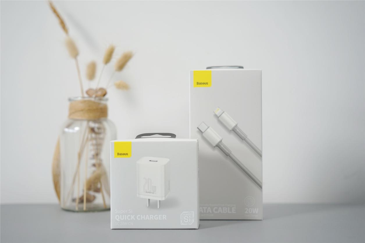 倍思苹果快充哪个系列好,倍思超级硅20w快充和氮化镓