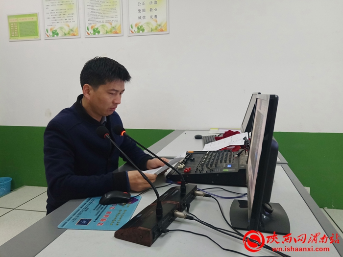 东关小学爱心捐赠活动,学校爱心捐赠公益活动简讯