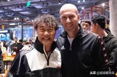 齐达内杨颖陈奕迅同框,陈奕迅齐达内合影