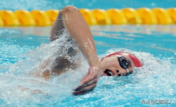 牙掉了装回去后需要注意什么,自己的牙掉了还能装回去吗