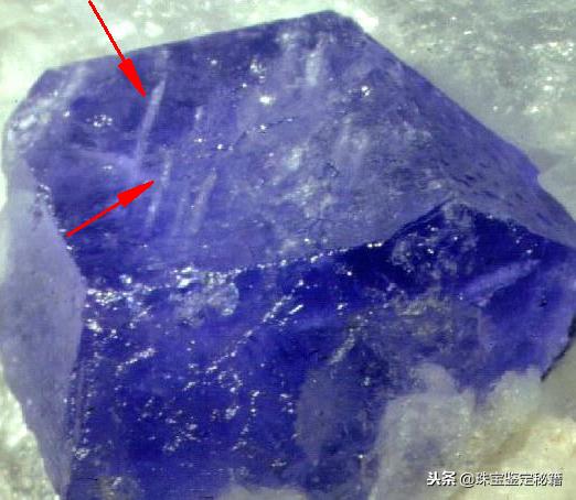 怎么判断青金石的真假,天然青金石鉴别真假方法