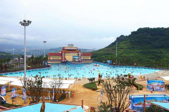 重庆最好玩最交通便捷的水上乐园,这个夏天带着喜欢的人去水上乐园