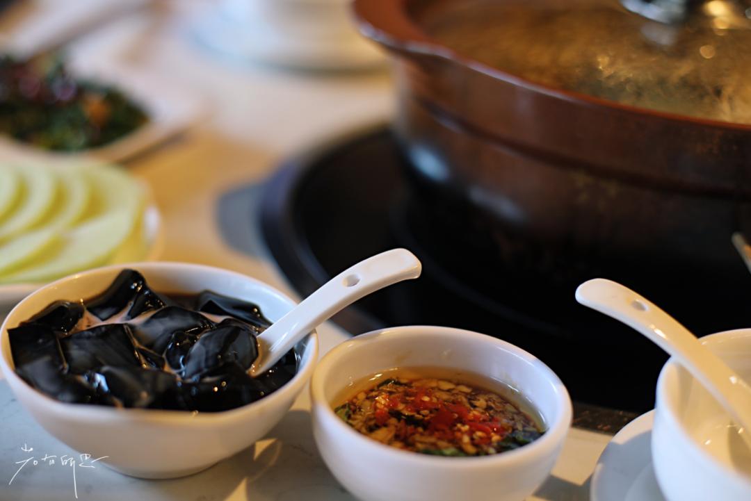 云南大理古城逛吃,大理好吃的特产哪里买最便宜