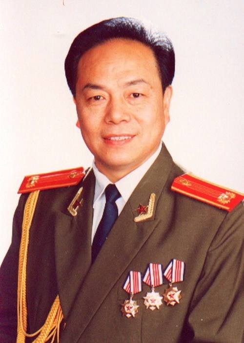 苏小明新星演唱会视频,1980新星演唱会苏小明