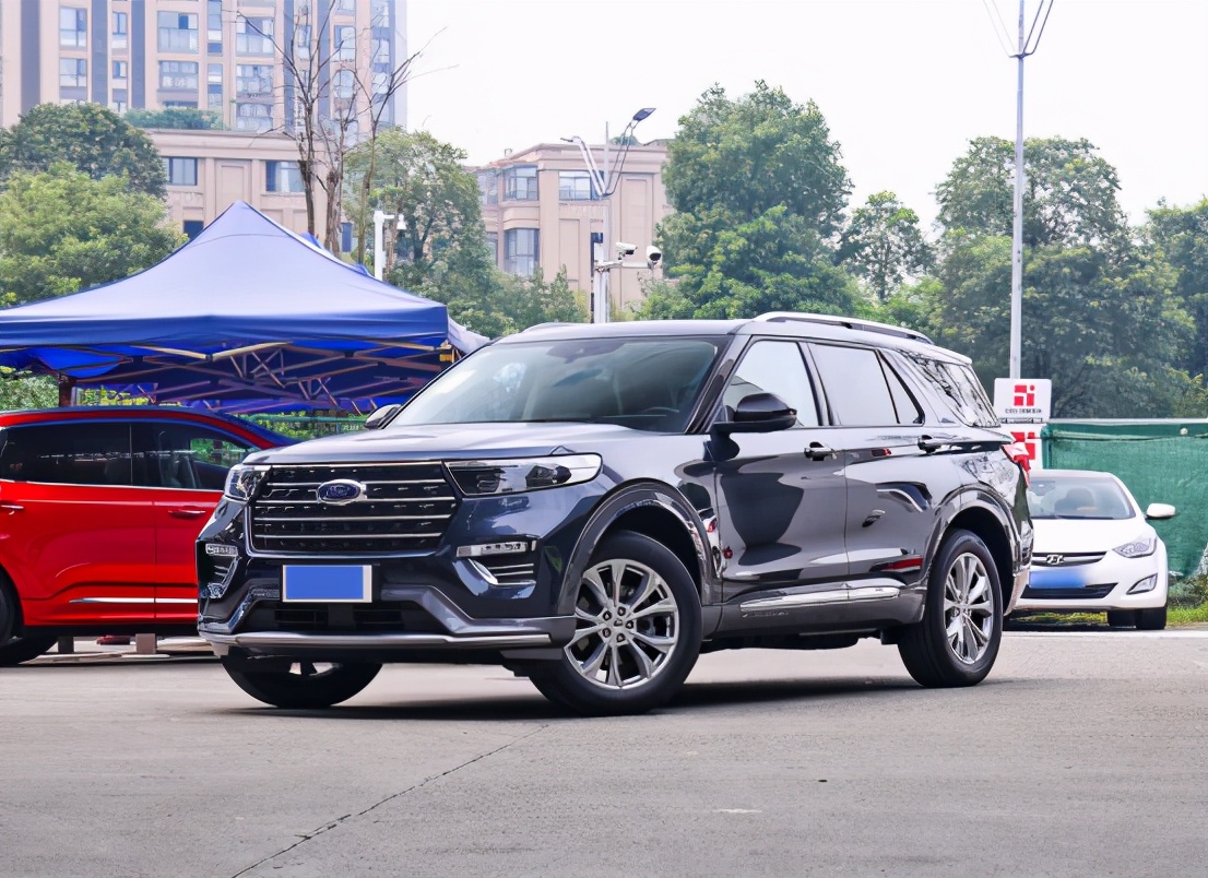 福特探险者3.5t破百,福特探险者2.3t+10at深度测评